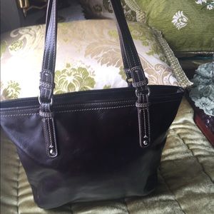 Nine&Co by Nine West women’s hand bag